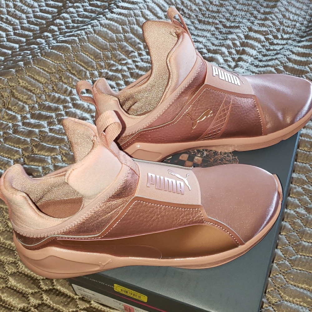 Rose gold Puma's limited edition